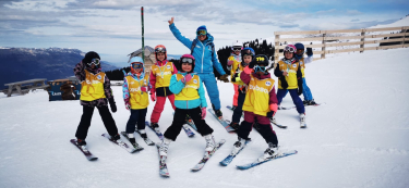 Alpine skiing season group lessons Ski/snow/freestyle